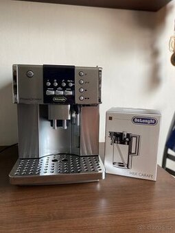 Automatický kávovar Delonghi