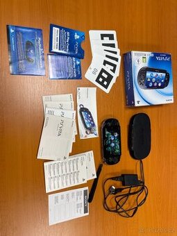 PlayStation Vita 1104 OLED + 8GB karta – pěkný stav