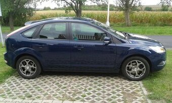 Ford focus 1.6i 74kW, 2011