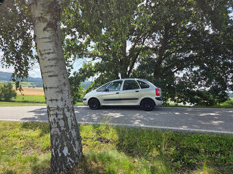 Citroen XARA PICASSO - Benzín 1.6 - stk 2027