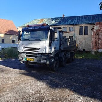IVECO TRAKKER 41T440, 8x4 třístranný sklápěč.