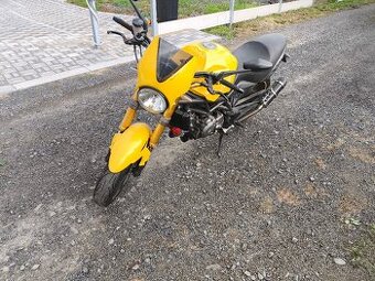 Cagiva raptor 650