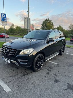 Mercedes-Benz ML 350 BLUETEC 4MATIC W166