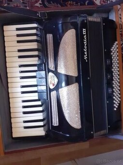 Akordeon Melodia III.120.Bass
