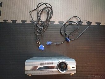 Projektor Panasonic PT-AE100E