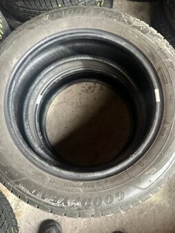 Good Year 225/60R18 104 v
