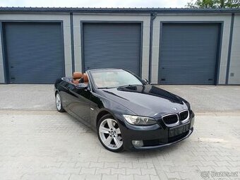 BMW 320i E93 - manual - cabrio - kůže