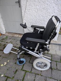 Invalidní vozík elektrický Flexithrone eThron 12 DW