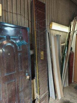 Podlahový radiátor pod Francouzské dveře