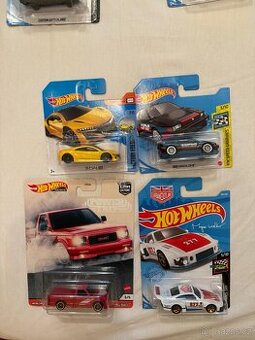 Hot wheels - různé - Dodge premium, Honda, Porsche, Acura