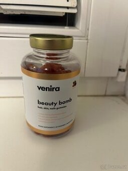 Venira medvidci na krásné vlasy a pleť