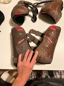 Zandona sada kamaše