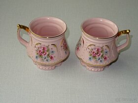 Prodám 2 hrnečky z růžového porcelánu - 1