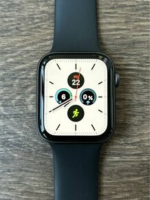 Apple Watch 5, 44 mm