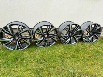 Alu kola Ignite 255/40 R20+letni sada