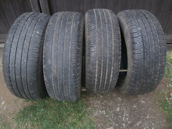 Michelin latitude tour hp 215/70R16