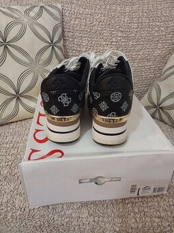 Sneakersy guess