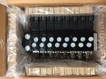 Hydraulický ovládací blok Pvg32 Sauer Danfoss joystick jeřáb - 1