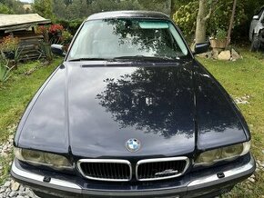 kapota bmw e38