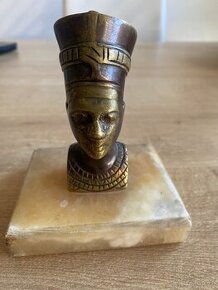 Busta královny Nefertiti - 1