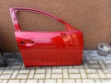 Mazda 3 prave predni dvere