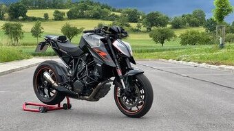 KTM Superduke 1290R