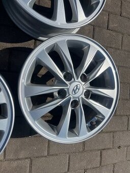 Originální disky HYUNDAI I30 15” 5x114,3 (4ks) + TPMS