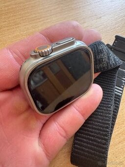 Apple Watch Ultra 2 (2024) 49mm Přírodní titan