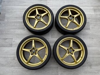 R19 KOLA OZ RACING CRONO HLT 5X114,3 235/35/ZR19