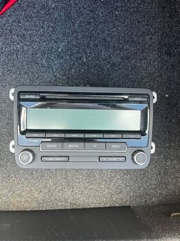 Originál rádio z Passata b6