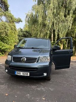 Volkswagen Caravelle 1.9 TDi 2009