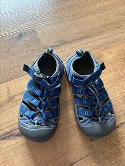 Boty Keen vel. 34