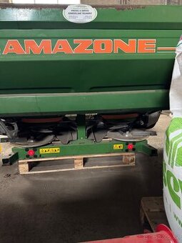 Rozmetadlo průmyslových hnojiv Amazone ZA-M 1001