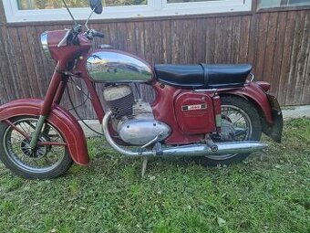 Parina Jawa 250 typ 559 rv 67 platne doklady biele spz