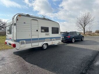 Karavan Hobby De Luxe 400 rok 2001 3-4 osoby