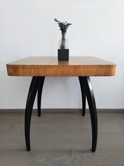 Konferenční stolek pavouk Halabala