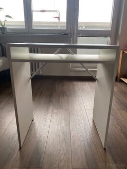 Psací stůl TORALD z ikea