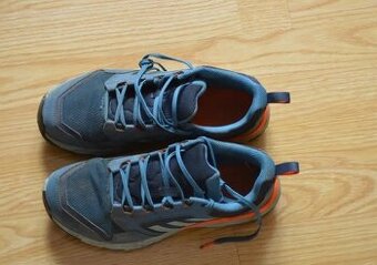 trekové boty Adidas vel. 41 1/3