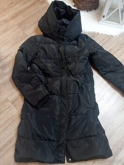 Černá zimní bunda vel.M
