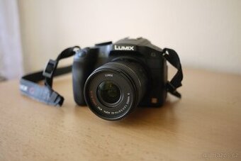 Fotoaparát Panasonic G-6 + příslušenství...
