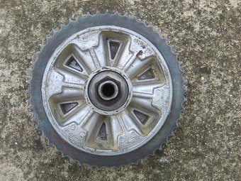 Jawa 350/632/634/638/639/640 ND-rozeta,kryty řetězu,z. brzda