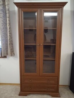 KNIHOVNA / VITRINA se dvěma šuplíky