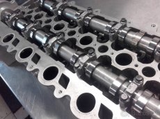 Volvo hlava motoru D5  120, 136,151, 158 kw