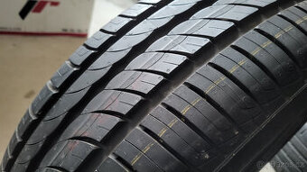 NOVÉ letní pneu Pirelli 185/65/15, sada