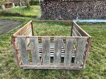 Příkrmiště pro koně + síť