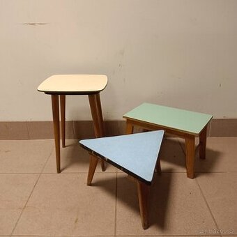 Retro odkládací stolečky umakart