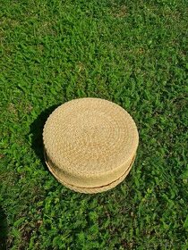 Slaměný košík s víkem