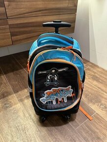 Školní taška na kolečkách