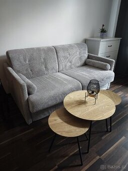 Šedá rozkládací sedačk