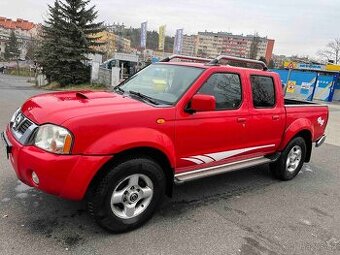 Nissan Navara D22